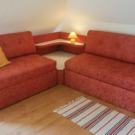 아파트 Four-bedroom In 시오포크