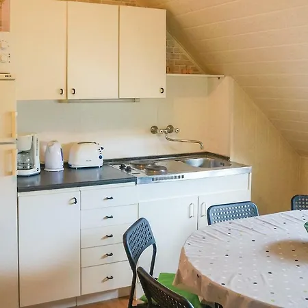 Four-bedroom In 아파트